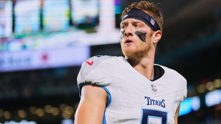 Titanlar, Dolphins karşısında şok edici bir galibiyetle NFL takımlarının 767 maçlık kuraklığını kırdı