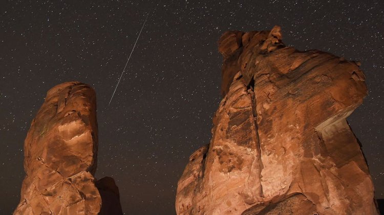 NASA yetkilileri, Geminid meteor yağmurunun bu hafta ideal koşullarla zirveye ulaştığını söylüyor