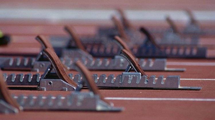 Federal mahkeme, transseksüel sporculara ilişkin CT eyalet yasalarına itiraz eden eski lise sporcularının davasını yeniden başlattı