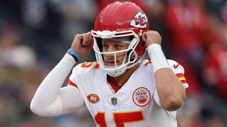 Patrick Mahomes, Noel'de çocuklarla vakit kaçırmak zorunda kaldığı için 'hayal kırıklığına uğradı'