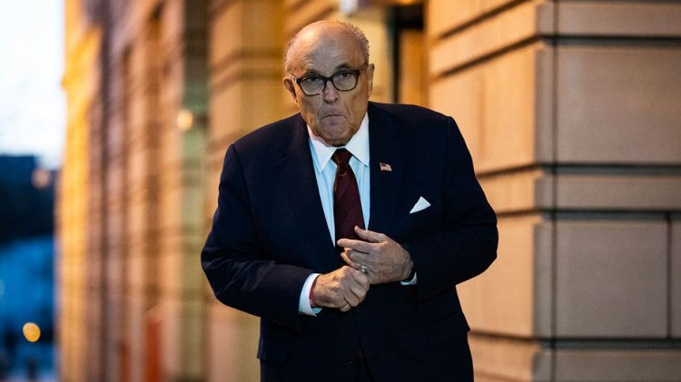 Rudy Giuliani, 148 milyon dolar ödeme emri aldıktan sonra Bölüm 11'de iflas başvurusunda bulundu