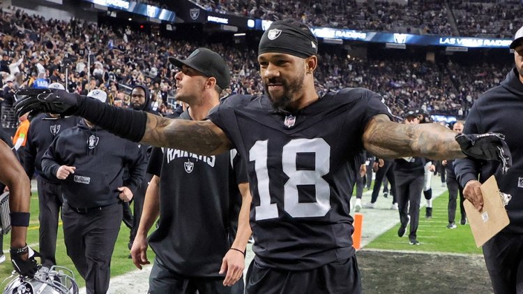Raiders'tan Jack Jones, Chiefs'i yavaşlatmanın anahtarını tartışırken tek satırlık konuşuyor, Patrick Mahomes