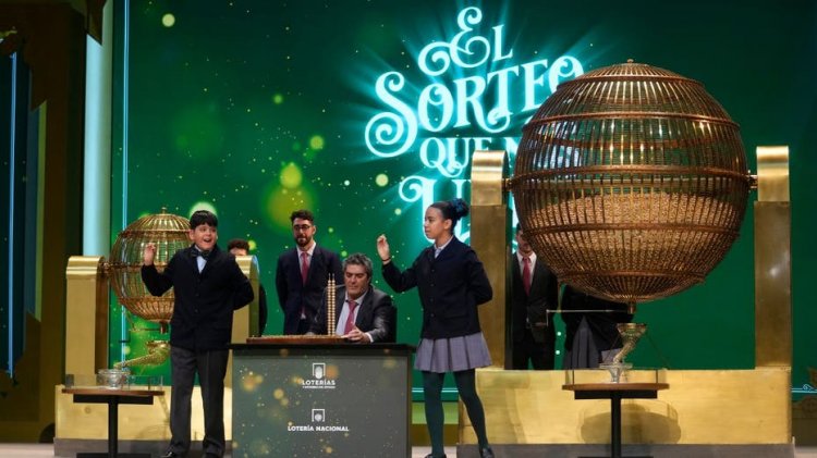 Dünyanın en zengin piyango 'El Gordo' 2,8 milyar dolar ödül dağıttı