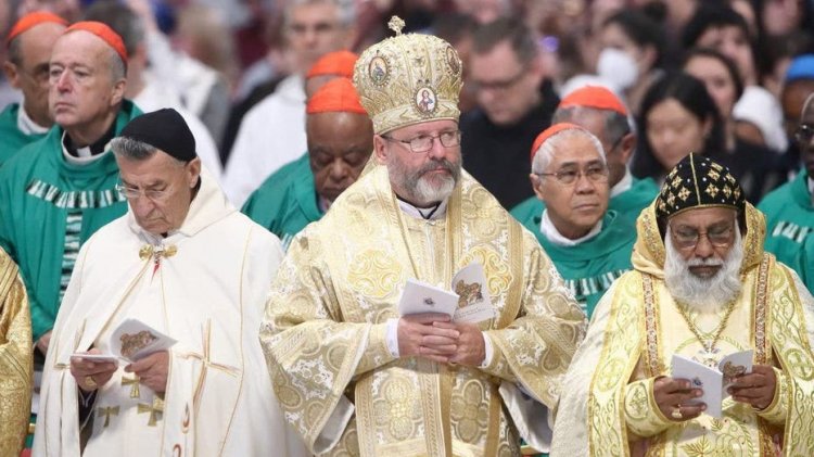 Polonyalı ve Ukraynalı piskoposlar Vatikan'ın eşcinsellere kutsama belgesine karşı büyüyen koalisyona katıldı