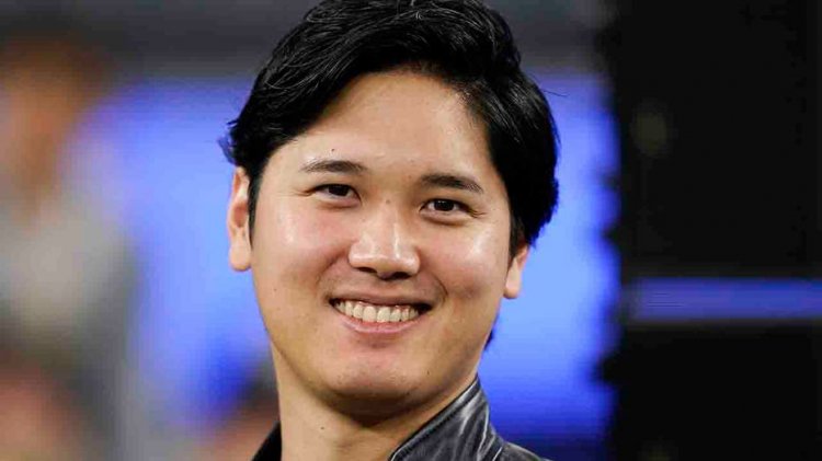 Shohei Ohtani, forma numarasını veren Dodgers takım arkadaşı Joe Kelly'nin eşine Porsche hediye etti