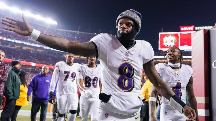 Lamar Jackson, Ravens'in 49ers'ı yenmesinin MVP konuşmasına girdi