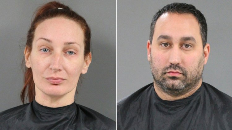 Güney Carolina'lı çift, 'topluluğu kökünden sarsan' dörtlü aile cinayetinden tutuklandı: polisler