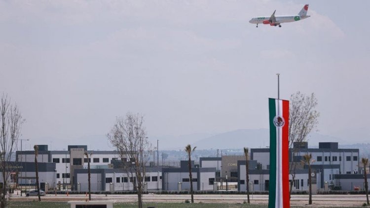 Meksika ordusu, turistleri Karayip tatil yerlerine taşıyacak ticari havayolunu başlattı