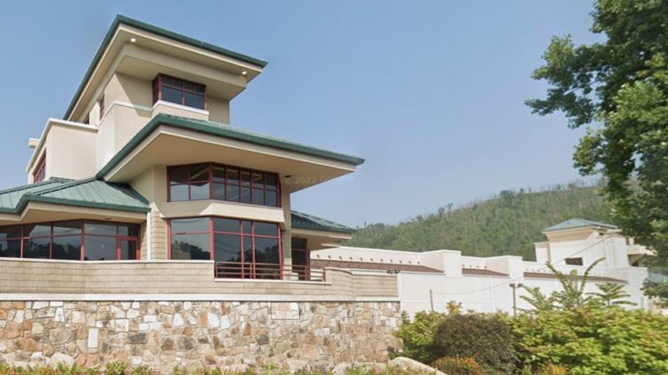 Tennessee'li işçi Gatlinburg Kongre Merkezi'nde 10 metre yükseklikten düştükten sonra hayatını kaybetti