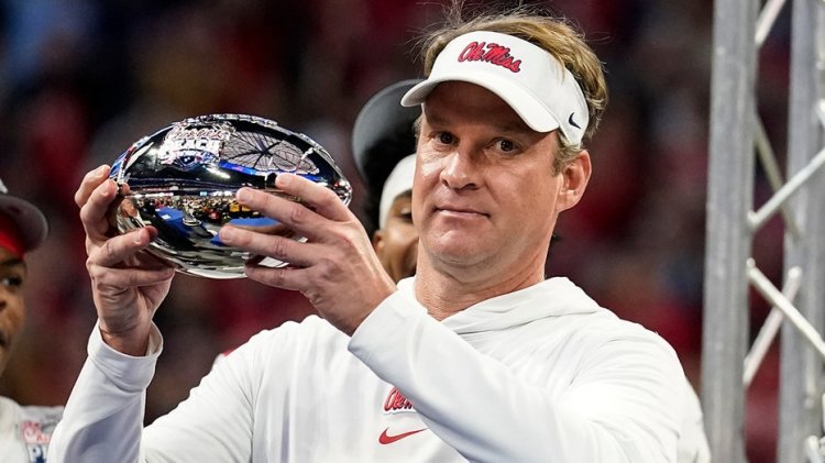 Lane Kiffin, X'teki Penn State hayran hesabının Peach Bowl'dan önce Ole Miss personeli tarafından oluşturulduğunu söylüyor