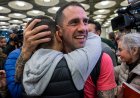 İspanyol adam, İran hapishanesinde 15 ay geçirdikten sonra Madrid'e döndü