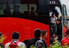 New York City ve Chicago banliyöleri göçmen otobüslerine sırt çeviriyor, akınla baş edemeyeceklerini söylüyor