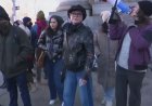 Susan Sarandon, New York'ta köprüleri ve tünelleri kapatan Filistin yanlısı protestoya katıldı; 100'den fazla kişi tutuklandı