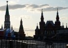 Rus mahkemesi 'neredeyse çıplak' parti düzenleyen TV sunucusuna karşı toplu dava açtı