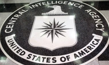 Eski CIA analisti, istihbarat teşkilatlarının 2024 seçimlerinde yeniden siyasi olarak aktif olacağını söyledi: 'Önemli sorun'