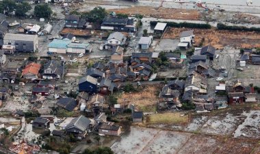 Japonya'daki depremlerde en az 48 kişi öldü, yetkililer evlerde mahsur kalan insanları kurtarmak için yarışıyor