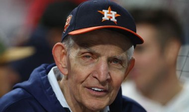 Teksas taraftarı 'Mattress Mack', Longhorns'un CFP yarı final maçında Washington'a düşmesinin ardından büyük kayıp yaşadı