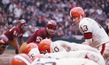 Takımı NFL şampiyonluğuna taşıyan son Browns QB'si Frank Ryan, 87 yaşında öldü