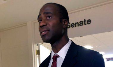 Florida Genel Cerrahı, FDA'nın yanlış bilgi yaydığını söylemesinin ardından COVID-19 aşısının kullanımının durdurulması çağrısında bulundu