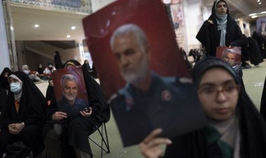 İran'da Süleymani anıtına düzenlenen intihar saldırısını IŞİD üstlendi