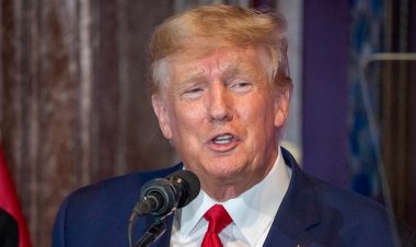 Temsilciler Meclisi Demokratları, Trump'ı başkanlık döneminde dış ödemelerden 7,8 milyon dolar almakla suçladı