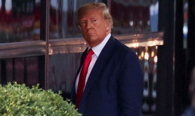 Colorado seçmenleri, Yüksek Mahkeme kararını hızlandırmak amacıyla Trump oy yasağı dosyasına yanıt istiyor