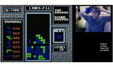 13 yaşındaki çocuk, Tetris'i yenen belgelenen ilk oyuncu oldu