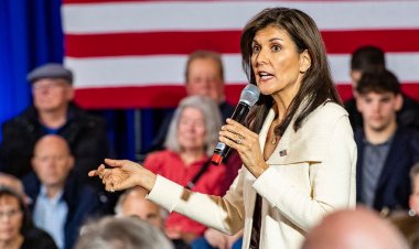 Nikki Haley, momentumu daha fazla incelemeye yol açarken 'kişiliği değiştir' yorumuyla kaşlarını kaldırıyor