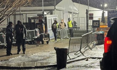 24 yaşındaki bir adam, New York City'nin Randall Adası'ndaki göçmen işleme merkezinde bıçaklanarak öldürüldü: polis