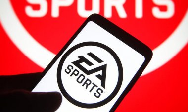 Kolej futbolu taraftarları EA Sports'un video oyunu hakkında bilgi yayınlamamasına üzüldü: 'Tek işin vardı'