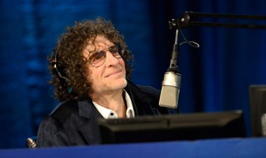 Howard Stern, Aaron Rodgers'a Jimmy Kimmel-Jeffrey Epstein spekülasyonu konusunda 'gerçekten sinirlendi'