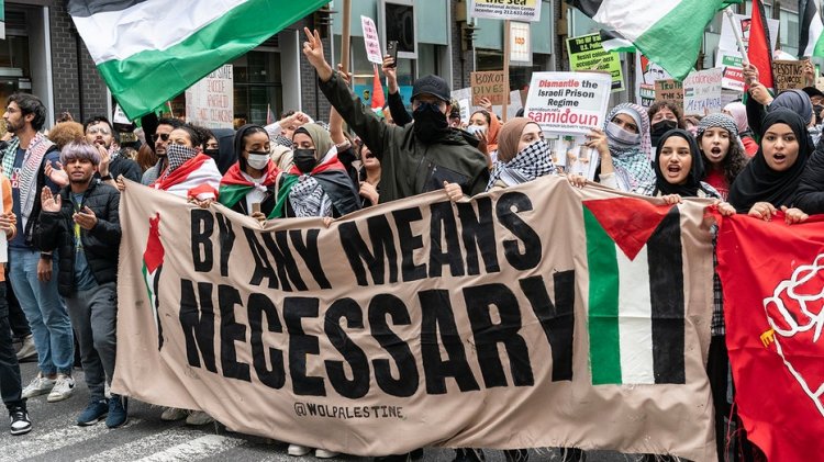 Filistin yanlısı protestocular New York City, Boston'daki yılbaşı kutlamalarını engellemeye çalışıyor