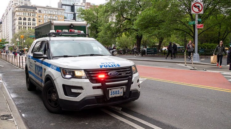 Polis, Queens'te New York City park yolundaki kazada 5 kişinin öldüğünü söyledi