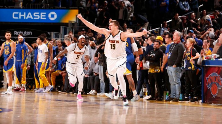 Nuggets'tan Nikola Jokic çılgınca bir vuruş yaparak Warriors'ı sersemletmek için 3'lük vuruş yaptı