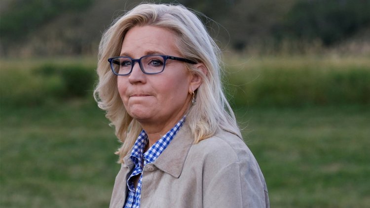 Liz Cheney, New Hampshire seçmenlerini Cumhuriyetçi Parti'deki 'korkaklık vebasıyla' mücadele etmeye çağırıyor