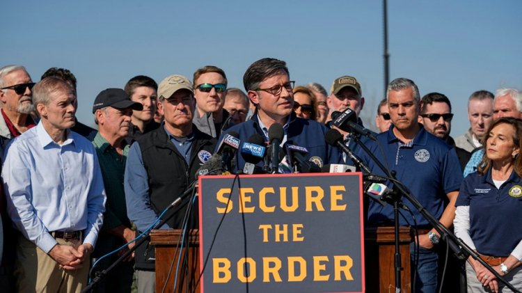 Meclis Başkanı Johnson, Mayorkas'ı 'kasıtlı olarak' sınır krizi yaratmakla suçluyor: 'Hesap verebilirlik olmalı'