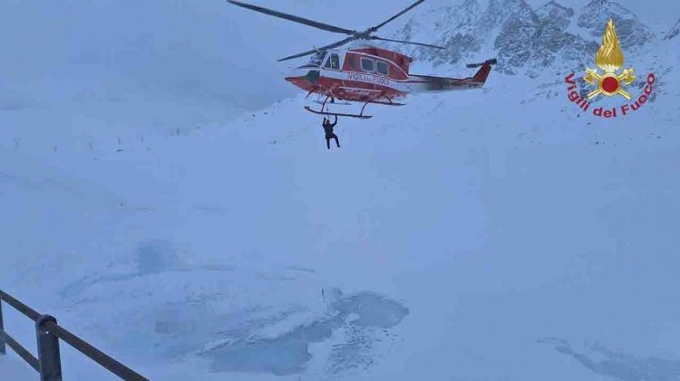 Çığ, İsviçre yakınlarındaki Alplerde kar ayakkabısıyla yürüyüş yapan iki kişiyi öldürdü