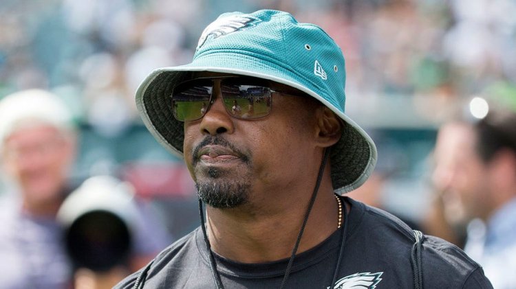 Eagles efsanesi Brian Dawkins, Philadelphia'nın play-off'lara gitmesi konusunda 'endişeye yer olduğunu' itiraf etti