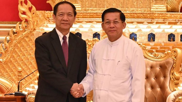 Laoslu diplomat ASEAN elçisi olarak Burma'ya ilk ziyaretini gerçekleştirdi